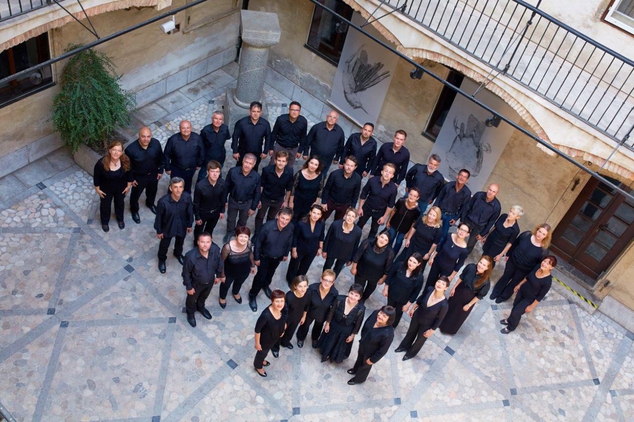 Zbor Slovenske filharmonije, foto Janez Kotar