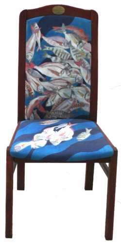 
				Stol - Montenegro Fish Party Poslikava na sedlarsko platno s tekstilnimi barvami			