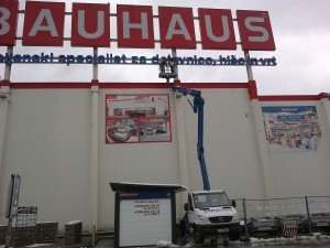 Evrorent | Najem, prodaja in servis dvižnih ploščadi | Bauhaus