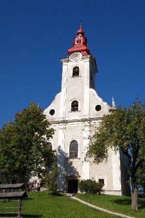 
				Podružnična cerkev sv. Marije vnebovzete v Hribercih			