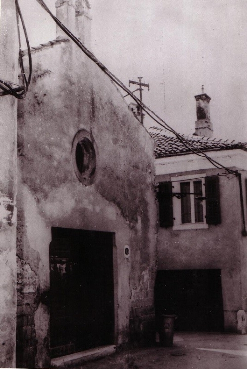   Cerkvica v Marušičevi pred pričetkom del, 1981