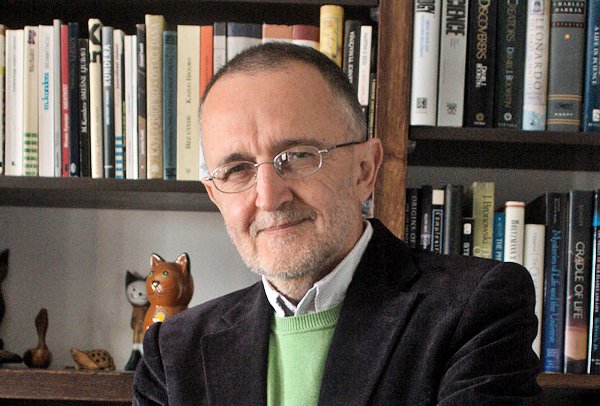 dr.Zoran Živković, srbski pisatelj spekulativne literature