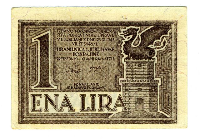 				1 LIRA (RUPNIKOVA LIRA)<br>Šef pokrajinske uprave Ljubljana je 28. novembra 1944 izdal odlok o izdaji bankovcev manjših vrednosti. To nalogo je pod pokroviteljstvom italijanske emisijske banke izvedla Hranilnica Ljubljanske pokrajine. Denar je bil natisnjen na eni strani v slovenskem, na, na drugi v nemškem jeziku. Za izplačilo v t.i. Rupnikovih lirah, ki so bile v obtoku v Ljubljanski pokrajini do konca druge svetovne vojne, je jamčila Banca d'Italia.  <br>Foto: Branko Babić<br>			