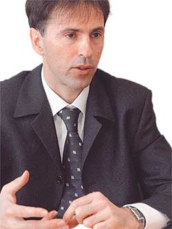 
				Andrej Kuplenk, mož Nine Plavšak in večinski lastnik podjetja ABC Nepremičnine. (Foto: Posnetek zaslona- Agrobiznis finance)			