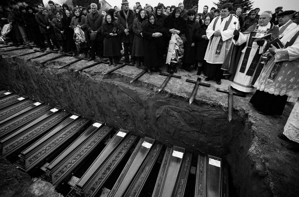				Množična grobišča pobitih Vukovarčanov			