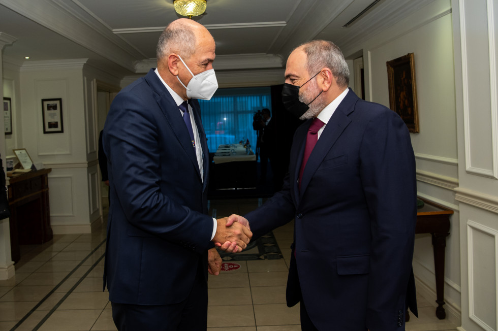 				Predsednik vlade se je srečal s predsednikom Vlade Armenije Nikolom Pašinjanom | Avtor Kabinet predsednika vlade			