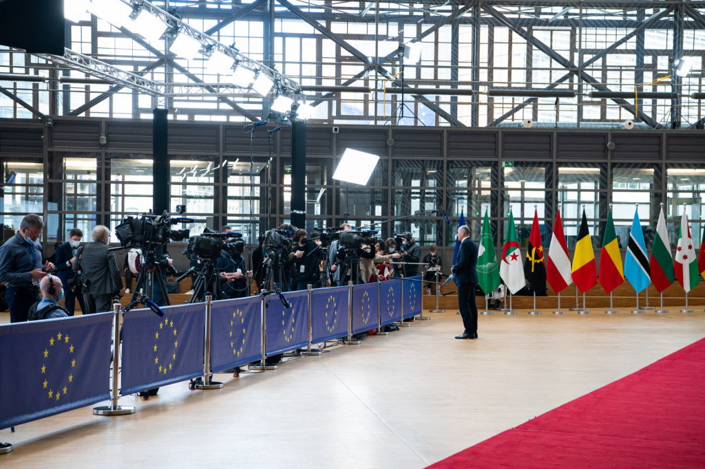 				Predsednik vlade Janez Janša je po  neformalnem zasedanju Evropskega sveta v Bruslju  stopil pred medije, | Avtor Kabinet predsednika vlade			